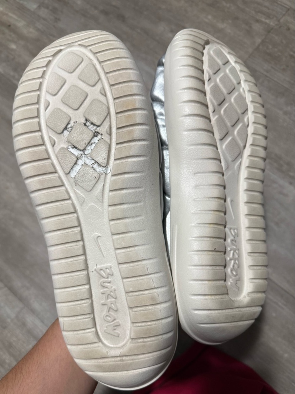 Nike Silver Quilted Puffer Slip-On Slippers - Picture 4 of 4